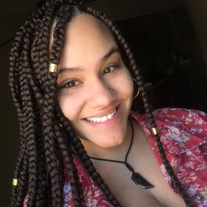 Meet your Posher, Catalina